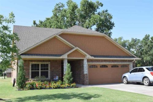625 Chisholm Crk, Enid, OK 73701-6565