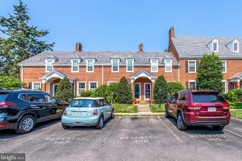 4635 36th St, Arlington, VA 22206-1724