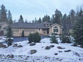 11404 Forest Hill Dr, Spokane, WA 99218-2790