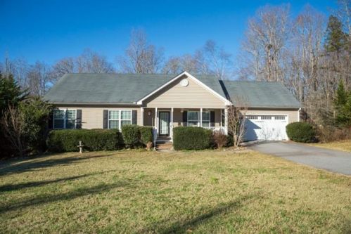 232 Wahsega Way, Dahlonega, GA 30533-6903