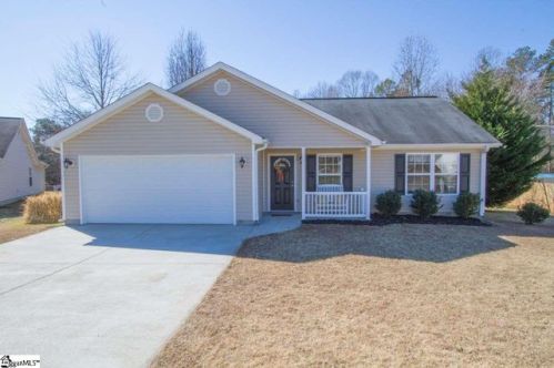 121 Kensett Dr, Williamston, SC 29697-9138