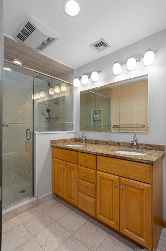 15 Sunset Hill Rd, Wilton CT  06897-4925 exterior