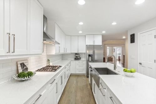 1172 Alexandria Ct, Atlanta GA  30319-4548 exterior
