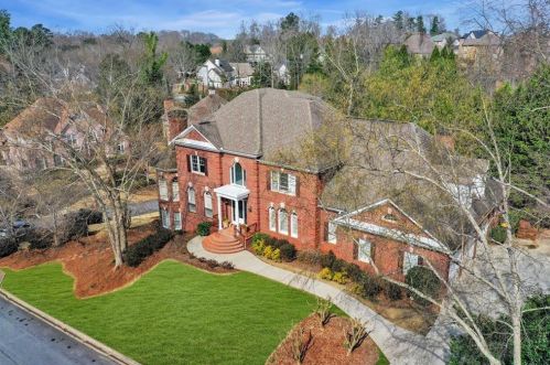 5541 Waterford Green Gln, Marietta, GA 30068-2930