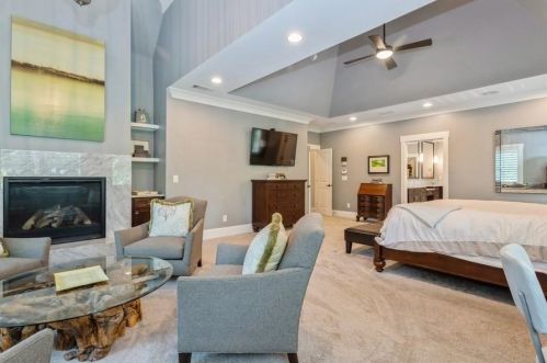 4110 Chippewa Pl, Atlanta GA  30319-1524 exterior