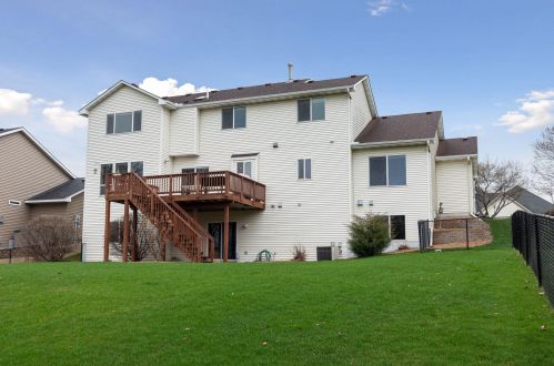 2915 Eagle Valley Dr, Saint Paul MN  55129-4266 exterior