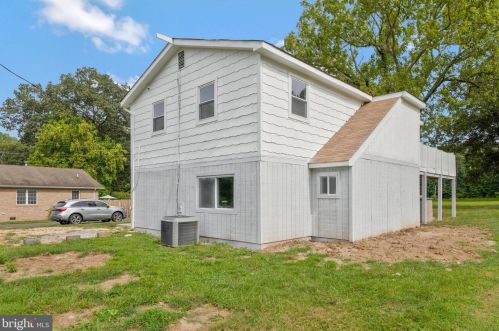 18257 Johnson Rd, Triangle VA  22172-1606 exterior