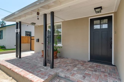 542 Roosevelt Rd, Redlands, CA 92374-5339