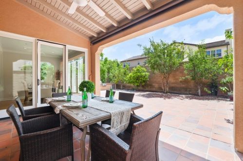 24 Constantine, Irvine CA  92620-3547 exterior