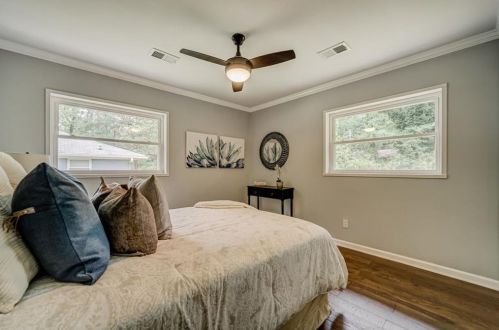 2574 Lancaster Dr, Atlanta GA  30344-2329 exterior
