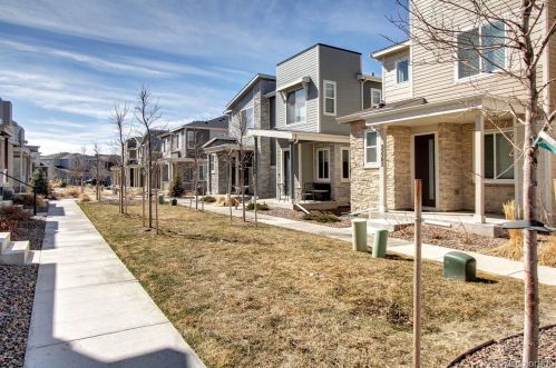 23590 5th Dr, Aurora CO  80018-1602 exterior