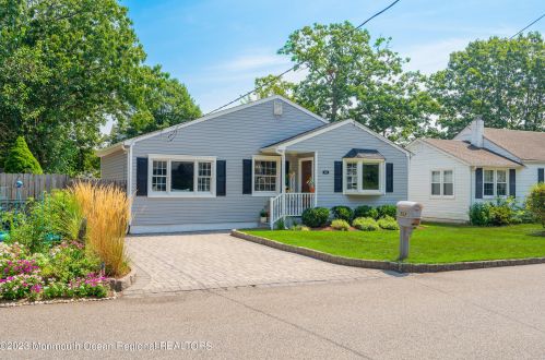 502 Barton Ave, Point Pleasant Beach, NJ 08742-2251