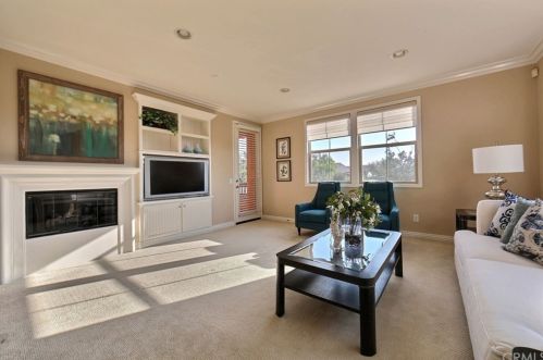 133 Pathway, Irvine CA  92618-8846 exterior
