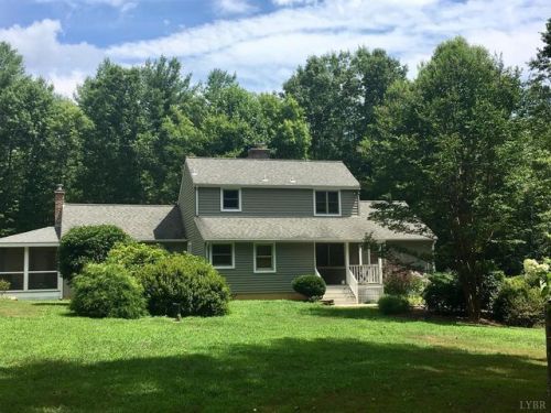 190 Park Trl, Monroe, VA 24574-2015