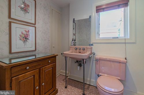 1028 Mcceney Ave, Silver Spring MD 20901-1456 exterior