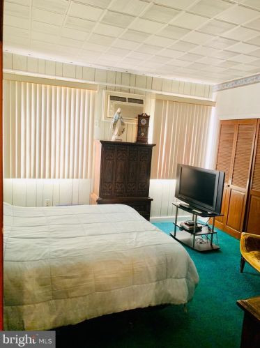 1932 16 St, Philadelphia PA  19145-3010 exterior