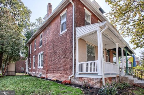 3031 3rd St, Harrisburg, PA 17110-2103
