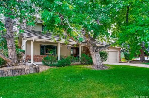 7714 Pontiac Ct, Englewood, CO 80112-2526