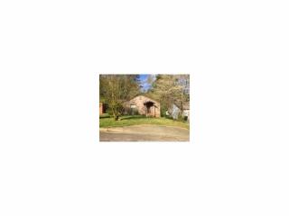 741 Reverend D L Edwards Dr, Decatur, GA 30033-5806