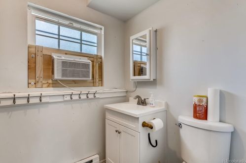 16582 Louisiana Dr, Aurora CO 80012-7772 exterior