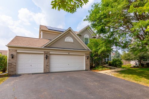 4 Privett Ct, Lemont, IL 60490-2016