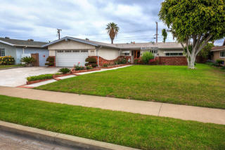 4682 Stanton Ave, La Mirada, CA 90638-6125