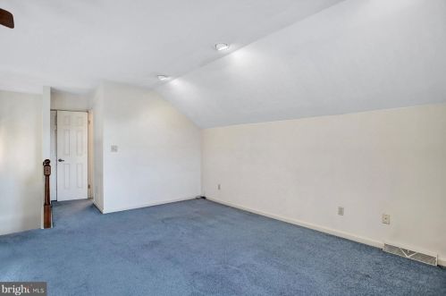 120 Strayer Dr, Carlisle PA 17013-4407 exterior