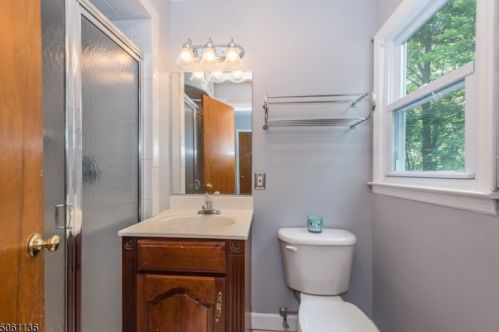 44 Springhill Rd, Dover NJ  07869-4316 exterior
