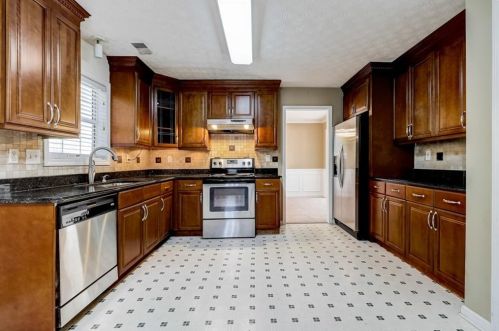4285 Bradstone Trce, Lilburn, GA 30047-8013