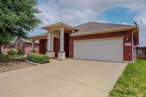 8308 Water Buck Run, Fort Worth TX  76179-3672 exterior