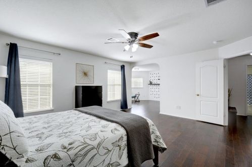 11217 Blairview Ln, Austin TX  78748-3964 exterior