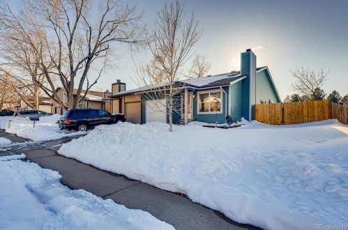 4117 Hannibal St, Denver, CO 80013-2505