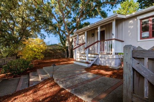 1129 Buena Vista Ave, Del Monte Park, CA 93950-5538