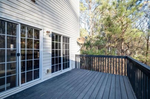 768 Celeste Ln, Atlanta GA  30331-8606 exterior