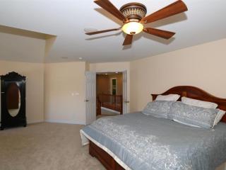7941 Meadowcreek Dr, Cincinnati OH  45244-2972 exterior