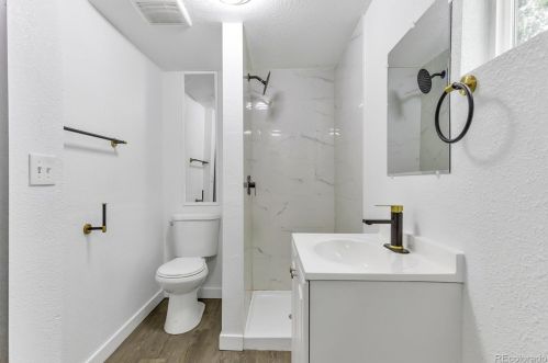 1542 Yosemite St, Denver CO  80220-5402 exterior