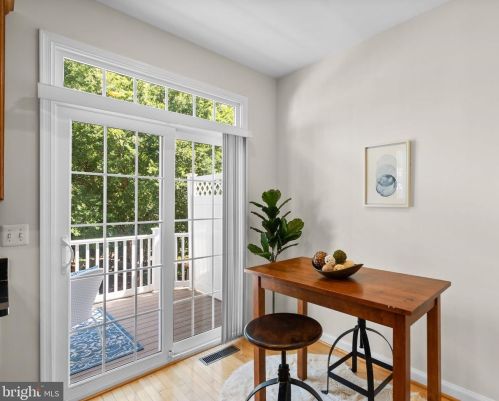 8509 2 Ave, Silver Spring MD 20910-2149 exterior