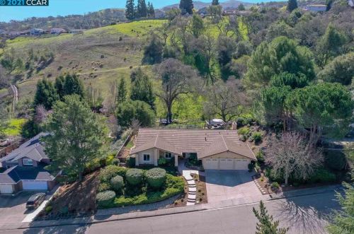 2543 Derby Dr, San Ramon, CA 94583-2448