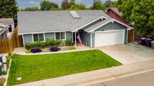 8655 Sumerlin Ct, Elk Grove, CA 95624-1545