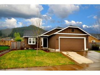 1957 58th St, Springfield, OR 97478-8529