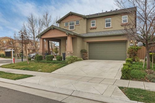 152 Las Tablas Way, Tracy, CA 95391-1267