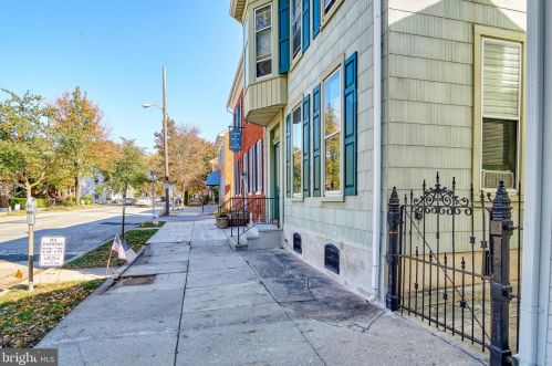 213 Broadway, Hanover PA 17331-2503 exterior