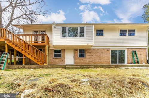 908 Devere Dr, Silver Spring MD 20903-1625 exterior