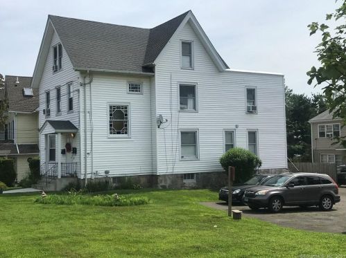 35 Stevens St, Norwalk, CT 06850-3801