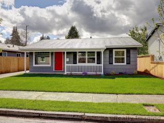 8112 Swenson St, Portland OR  97203-1220 exterior