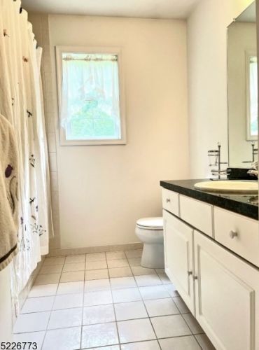 185 Edison Rd, Sparta, NJ 07871-3862