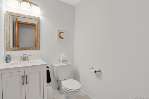 374 Wheat Berry Dr, Erie CO  80516-6824 exterior