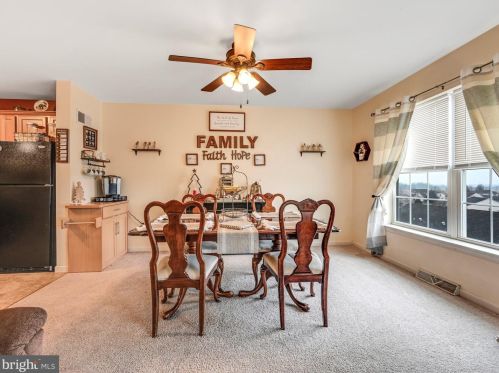 162 Eagle Dr, Ephrata PA 17522-8772 exterior