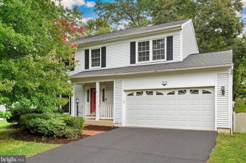 3955 Stirrup Ct, Woodbridge, VA 22192-6262