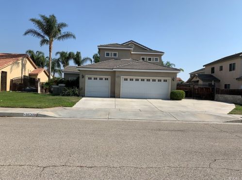 1020 Sagecrest Dr, San Jacinto, CA 92583-2363